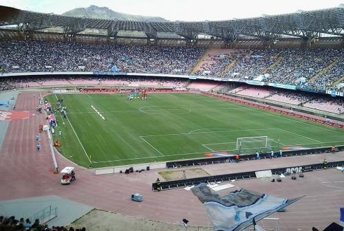 STADION SEPAK BOALA MILIK NAPOLI